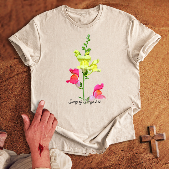Vibrant Snapdragon Flowers T-shirt